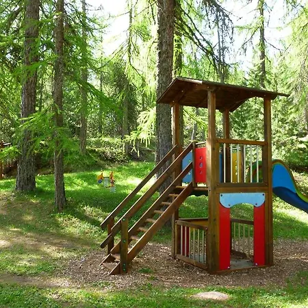 Hotel Waldhaus 5*