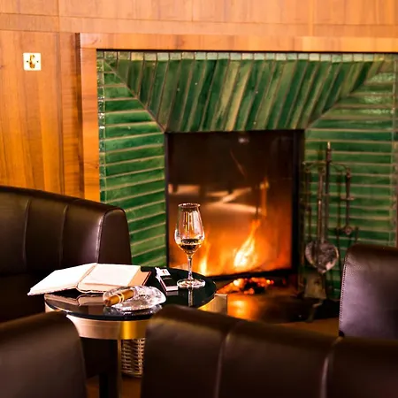 Hotel Waldhaus 5*