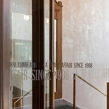 Waldhaus Hotel 5*