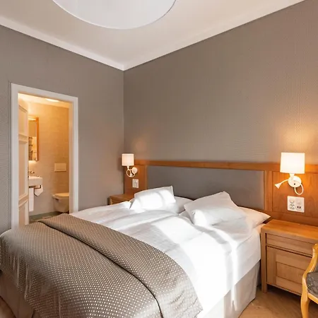 Waldhaus Hotel 5*