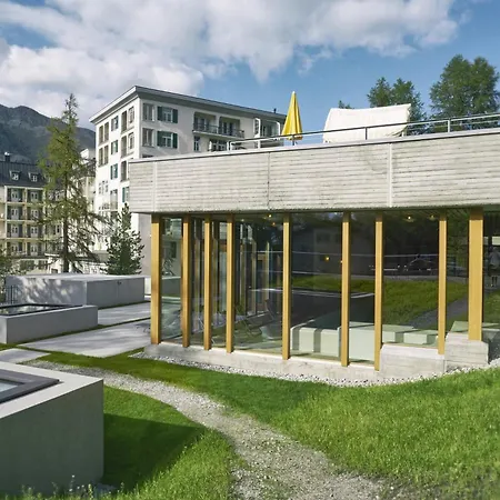 Hotel Waldhaus 5*