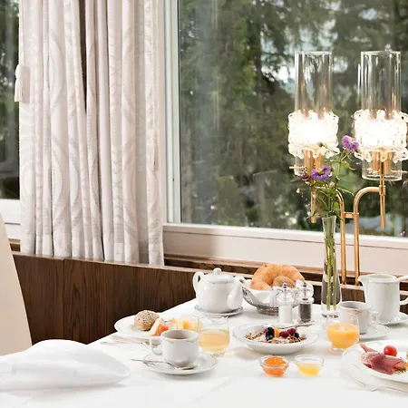 Hotel Waldhaus