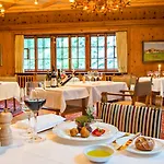 Waldhaus Отель