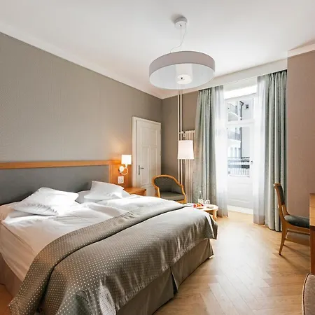 Waldhaus Hotel 5*