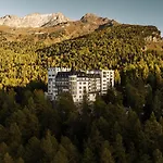 Waldhaus Hotel